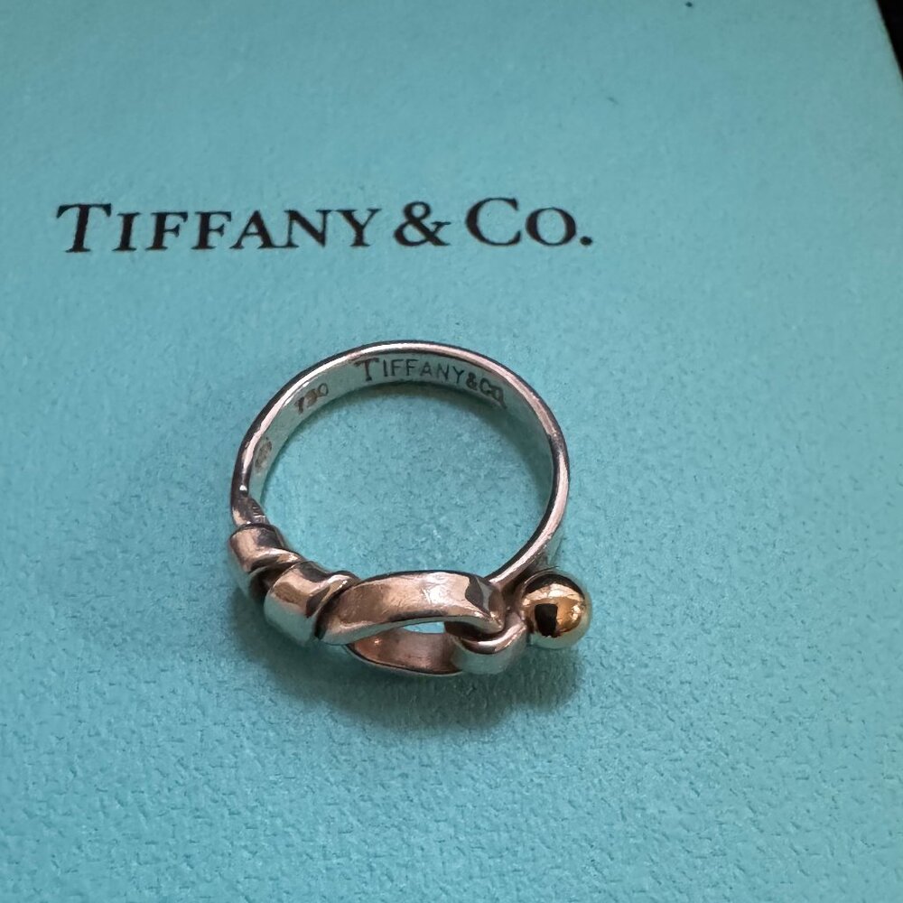 Tiffany & Co. Love Knot Hook and Eye Ring 18K Gold, Sterling - Picture 8 of 10